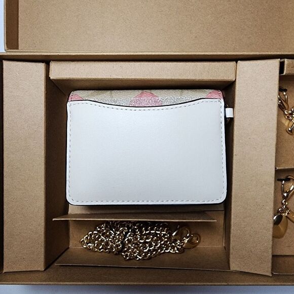 NWT Coach CP473 Boxed Mini Wallet On A Chain In Signature Canvas Heart Print - Picture 3 of 3